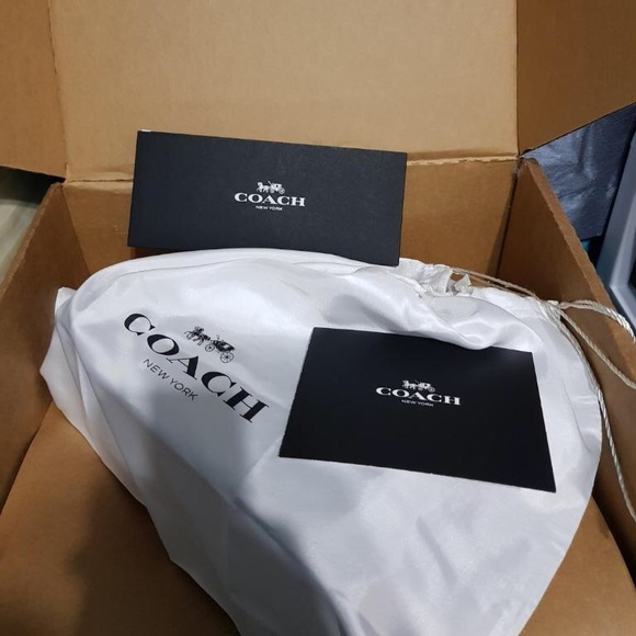 Coach “Dreamer with Tattoo” - Picture 2 of 6